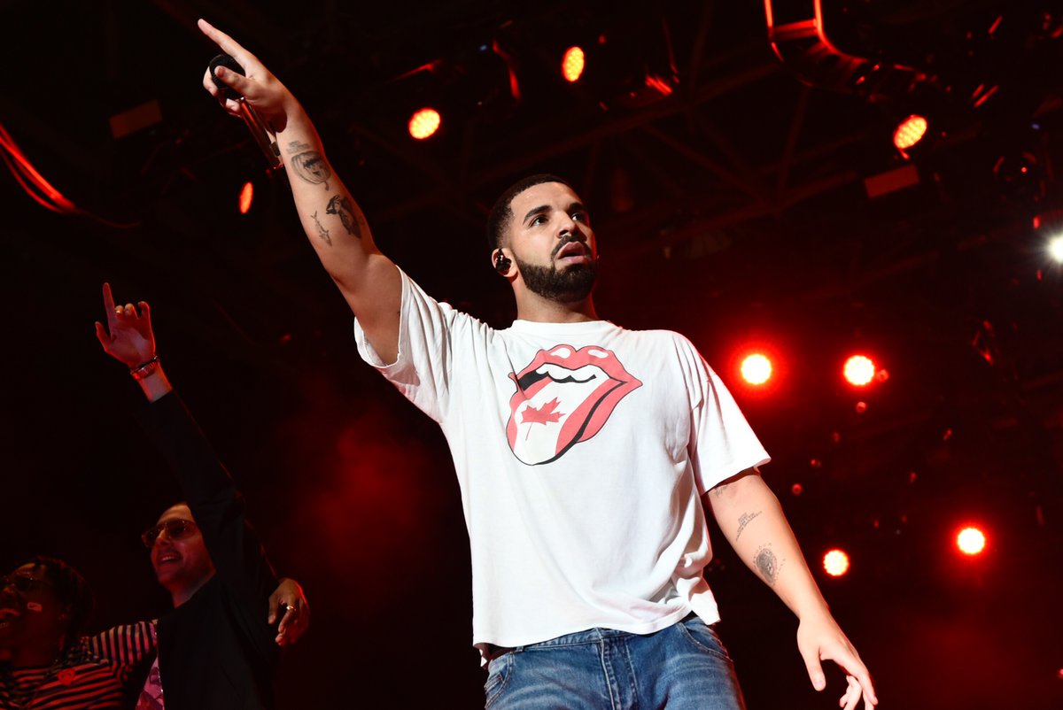 Drake Kills Concert At Nathan Phillips Square For 150 Canada Day Weekend