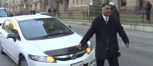 Toronto Taxi Driver Loses His Mind In Heated Anti-Uber Protest