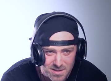 Classified And Ria Mae Play "Jam or Not a Jam"