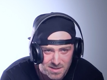 Classified And Ria Mae Play "Jam or Not a Jam"