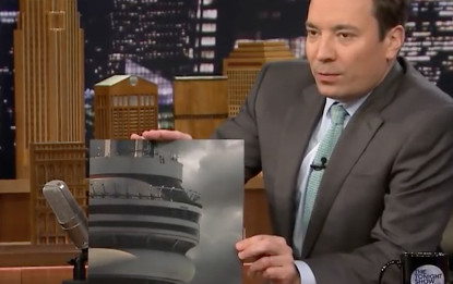 Drake Gets Meta with Mini-Drake Meme