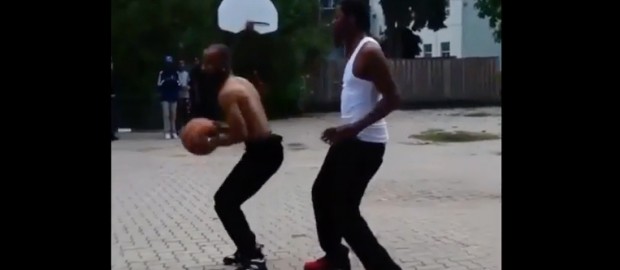 Tory Lanez Plays Street Ball