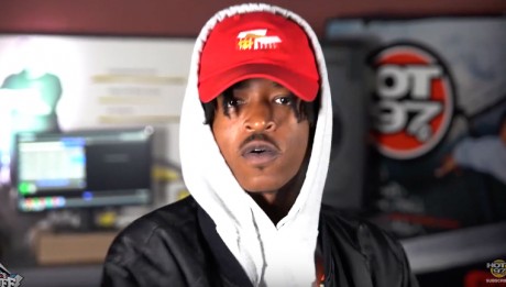 Dyme A Duzin Freestyles On The Hot Box