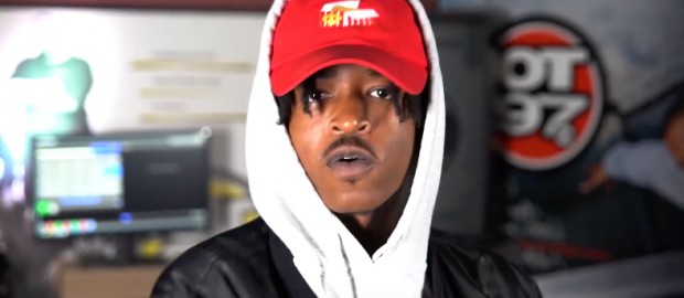 Dyme A Duzin Freestyles On The Hot Box