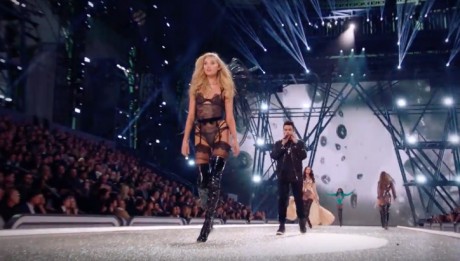 The Weeknd- Starboy (Live From The Victoria’s Secret Fashion Show 2016 In Paris)