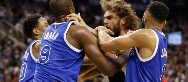 Robin Lopez vs Serge Ibaka Fight