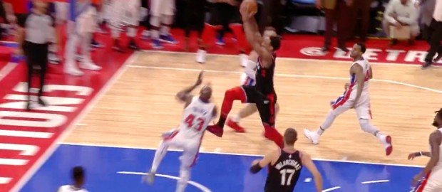 DeRozan Posterizes Tolliver