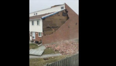 Fierce Winds Rip Bricks From Building In Oshawa