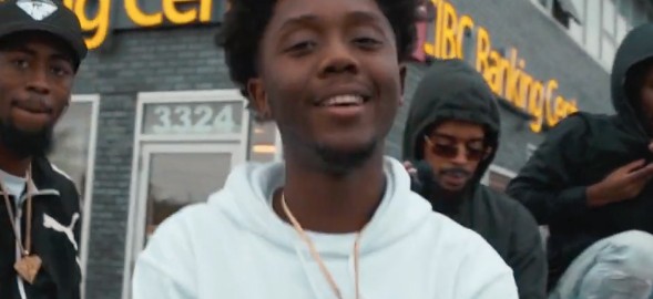 Jayy Brown- Border